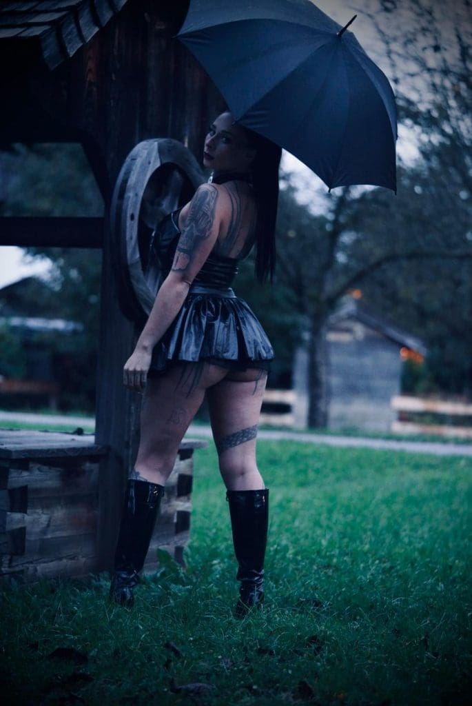 Domina aus Berlin - Lena Desire